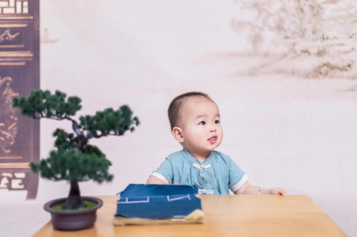 孟州宝宝喊肚子疼怎么回事